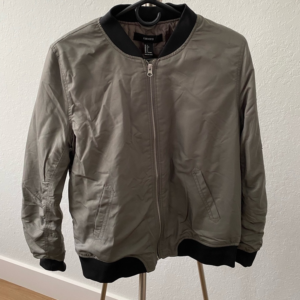 Bomber jacket